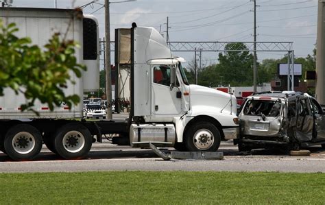 hit by 18-wheeler lawyer